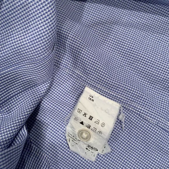 Hugo Boss LS shirt size 16 x 32/33
Excellent Pre-owned Condition - Picture 5 of 6
